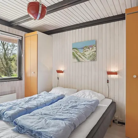 Therbern - 1-7km From The Sea By Interhome Feriehus *